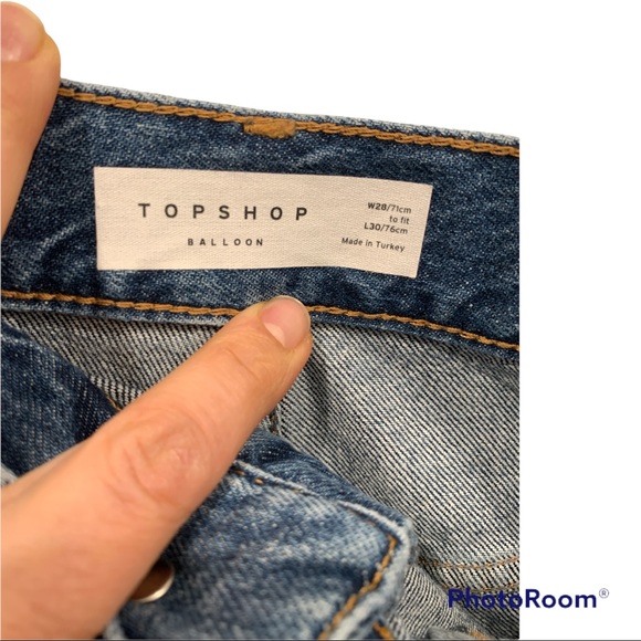 NWT Topshop Balloon barrel jeans high waisted voluminous leg W28 size 6 - Picture 3 of 6